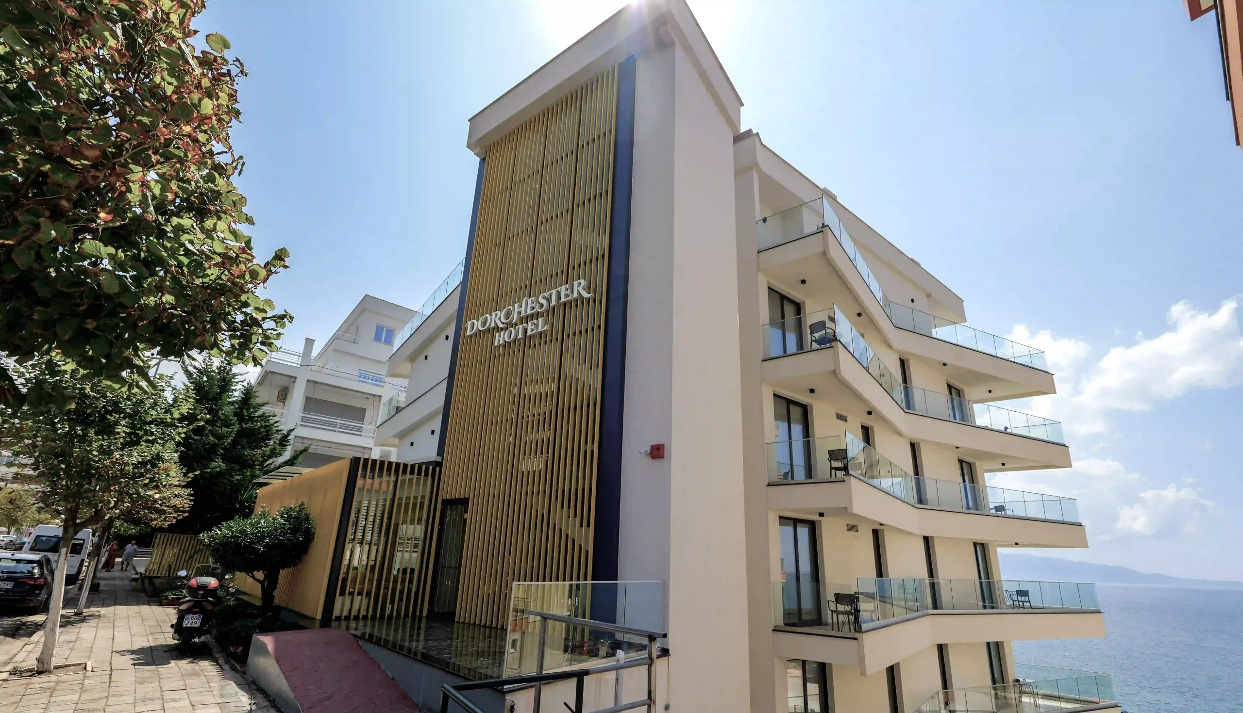 Hotel Dorchester, Sarandë